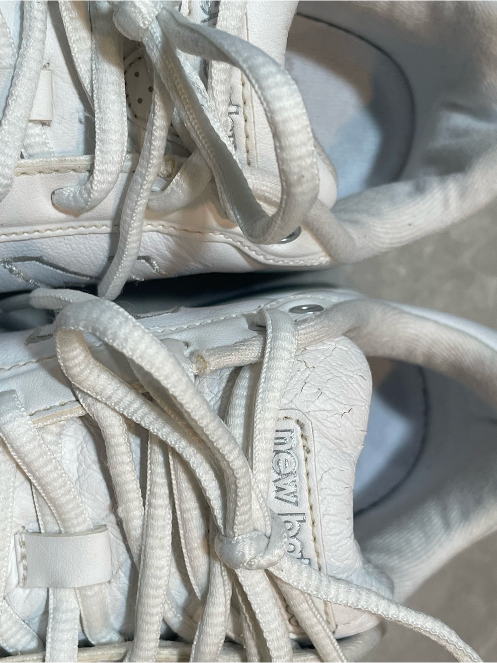 New Balance 928 Women's White Sneakers - Picture 9 of 10